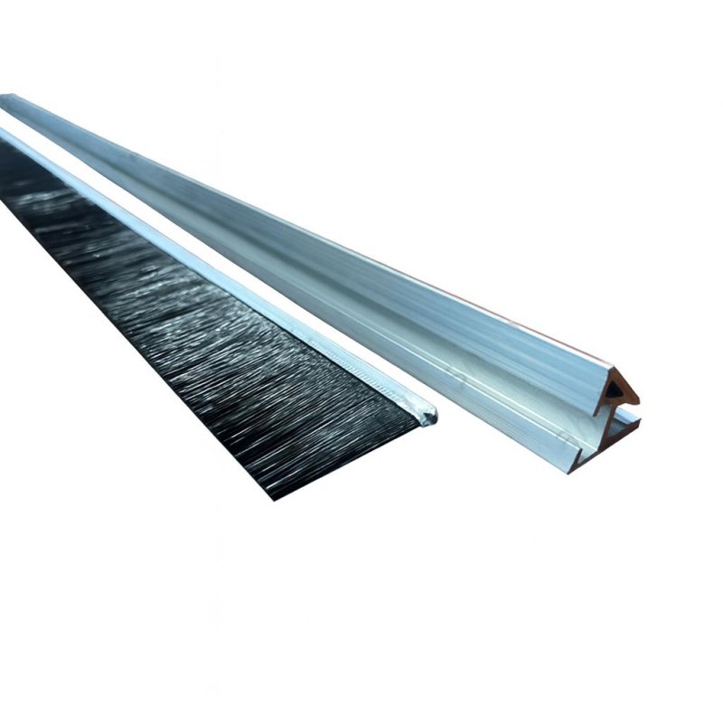 Защитная щетка L=1500мм G128